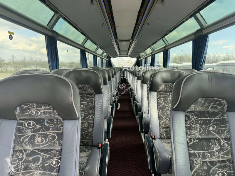 Междуградски автобус Neoplan