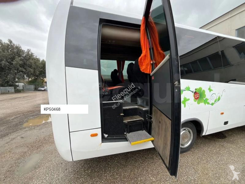 حافلة Iveco