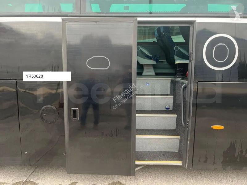 Междуградски автобус Irisbus