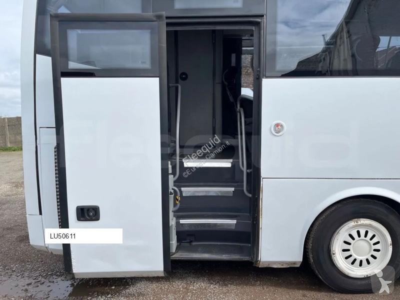 Autobus Isuzu Visigo