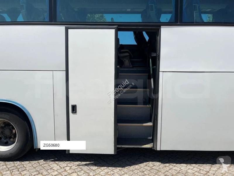 Междуградски автобус Volvo B12