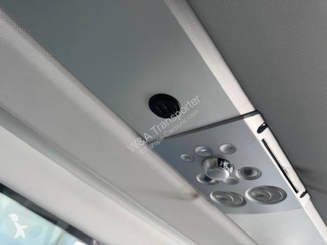 Междуградски автобус Irizar