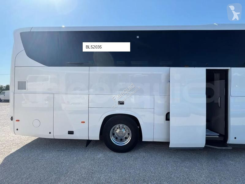 Autokar Irizar i8