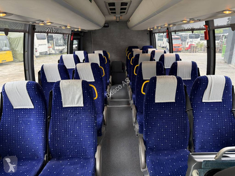 Távolsági autóbusz Volvo B12M Kombi