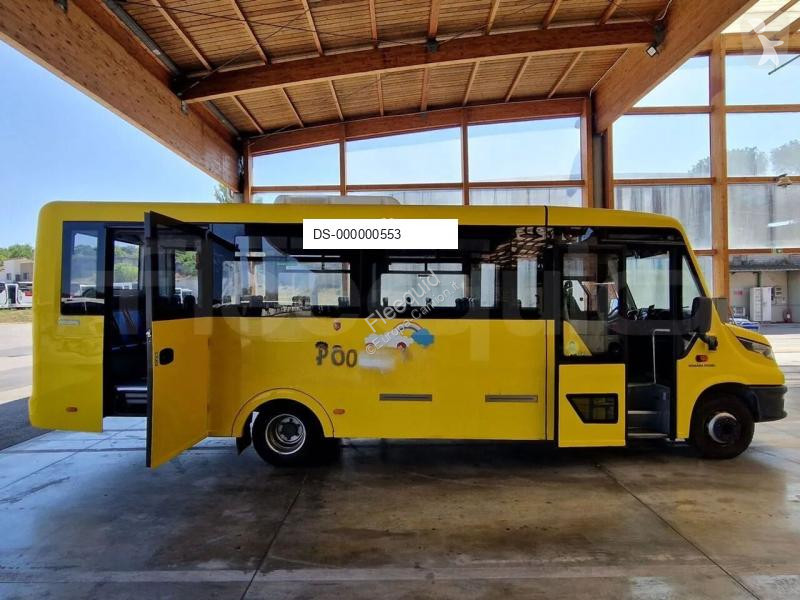 Междугородний автобус Iveco