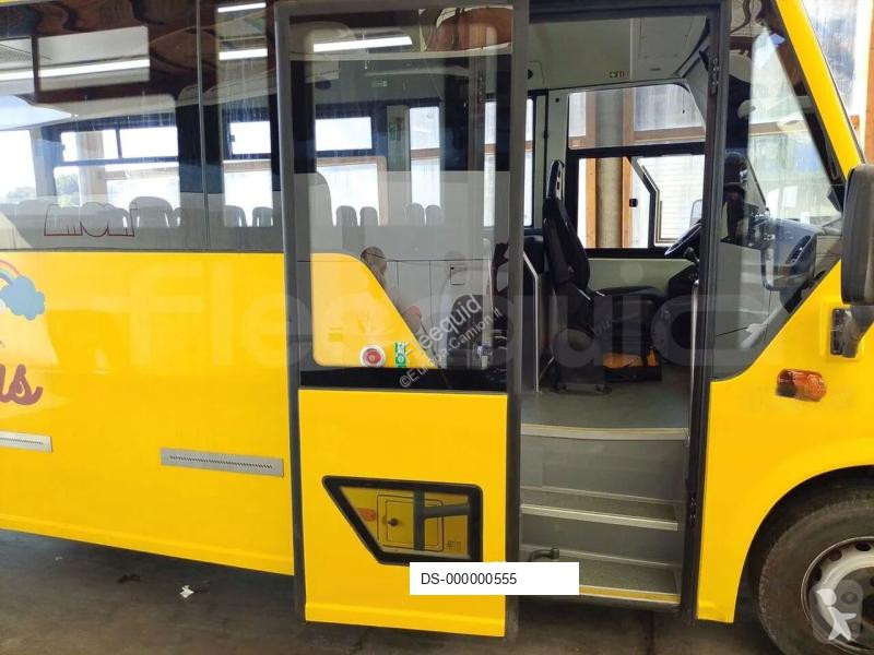 Междугородний автобус Iveco