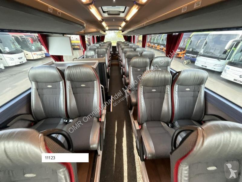 حافلة Neoplan