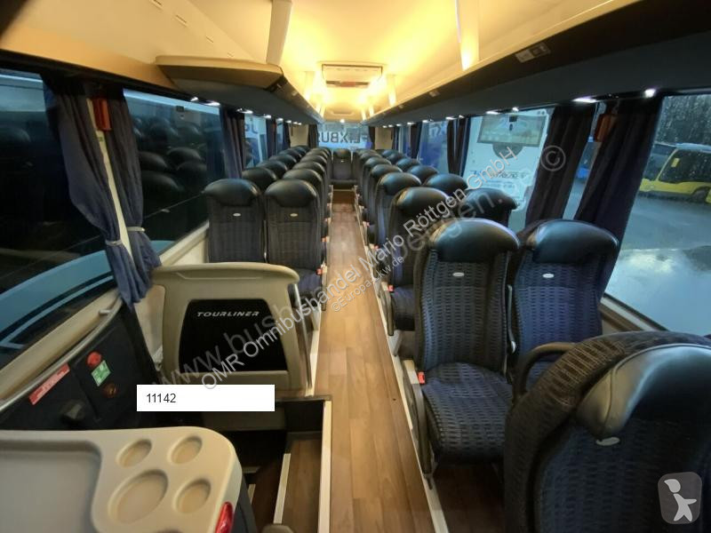 حافلة Neoplan L