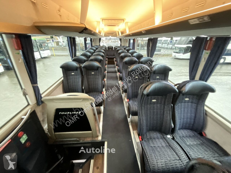 حافلة Neoplan L