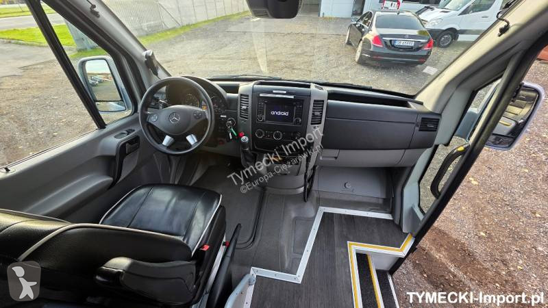 Междуградски автобус Mercedes 516 Sprinter Erener