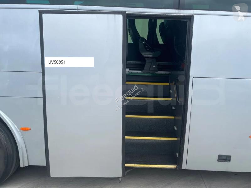 Междуградски автобус Irizar