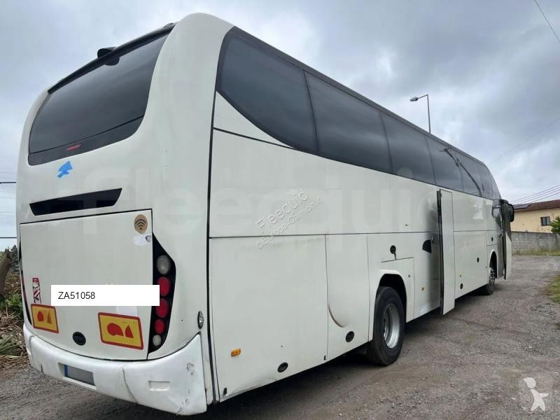 Междуградски автобус Scania Atomic