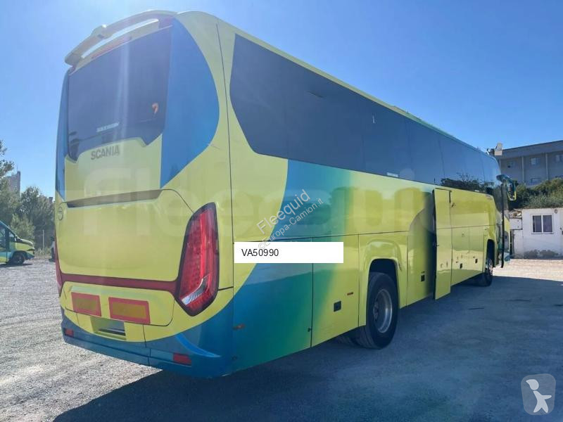 Междуградски автобус Scania Touring HD