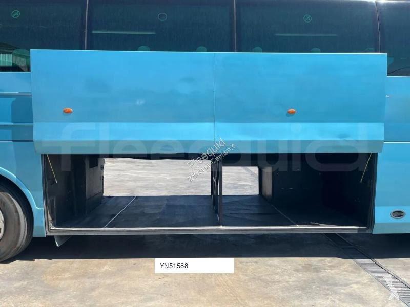 Autobus Mercedes Noge