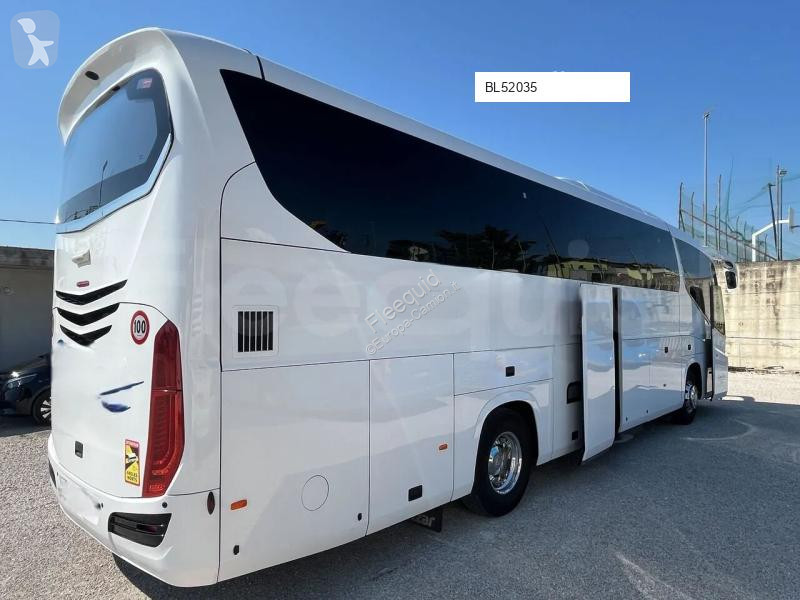 Autokar Irizar i8