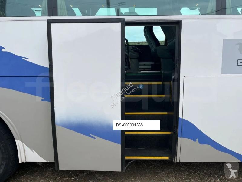 Autokar Scania Century