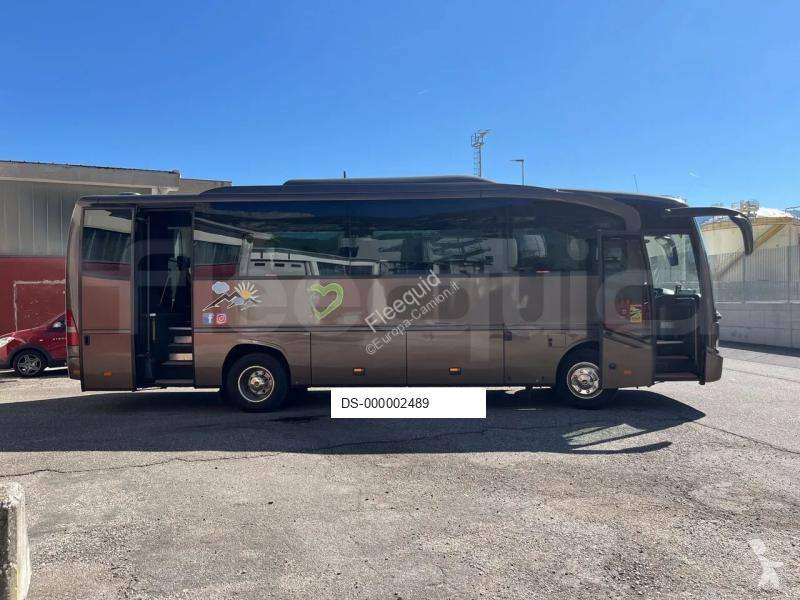 Междугородний автобус Mercedes Tourino