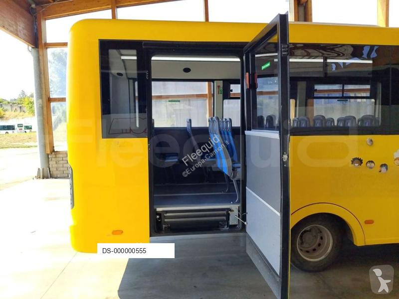 Междугородний автобус Iveco