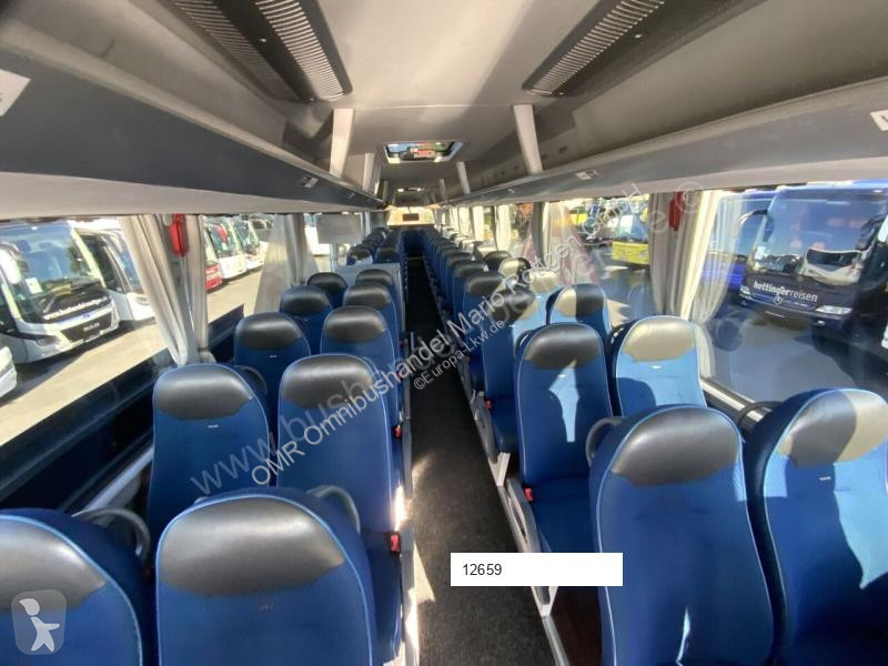 MAN R 08 coach