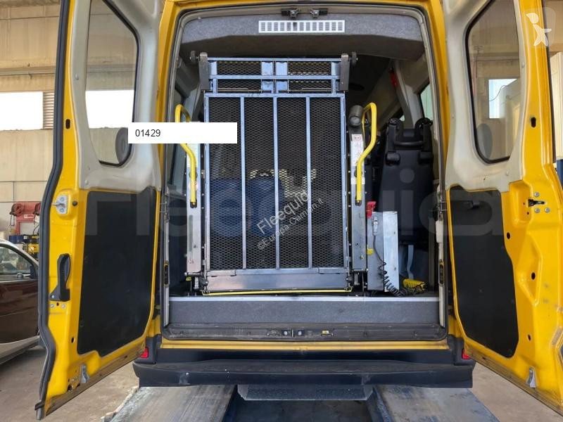 Iveco Daily coach