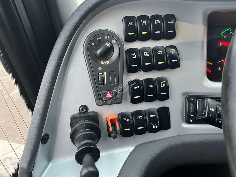 Autobus Volvo B11R 9900 6x2*4 58 SEATS / AC /...