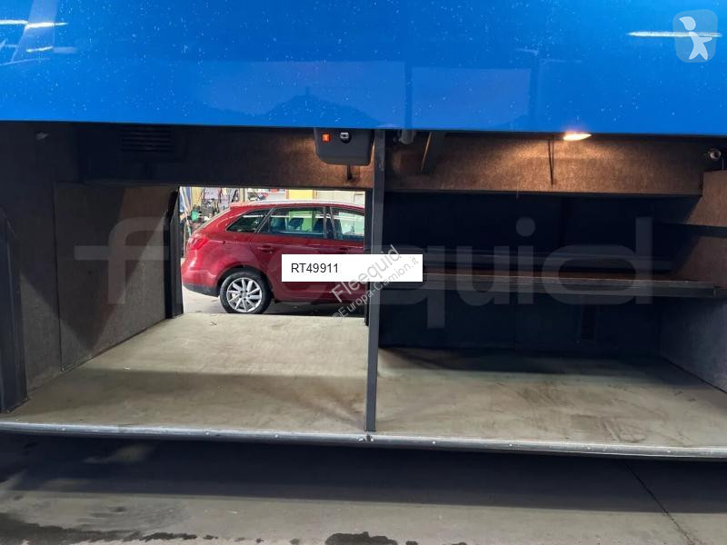 Междуградски автобус Irizar