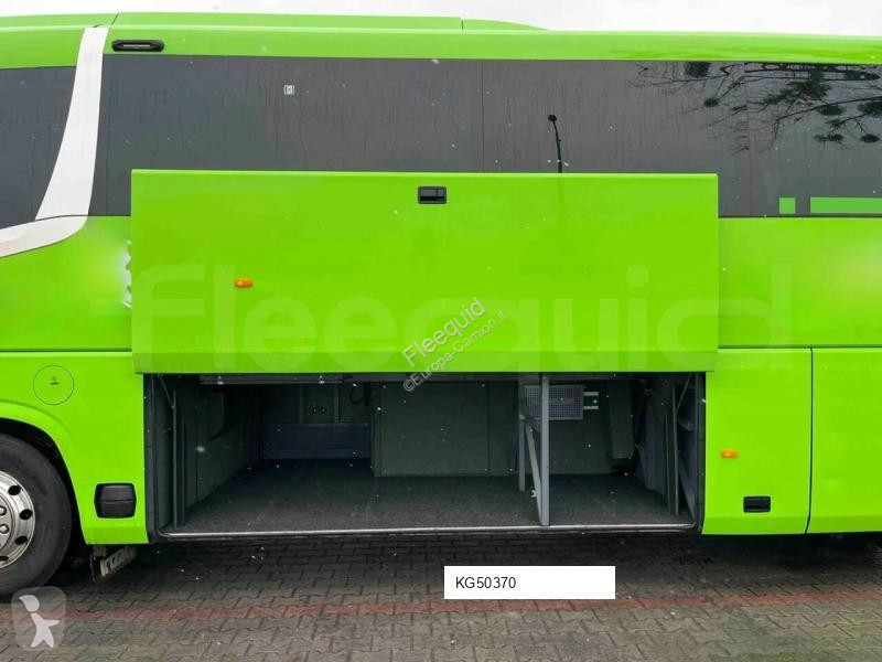 Междуградски автобус Irizar i6