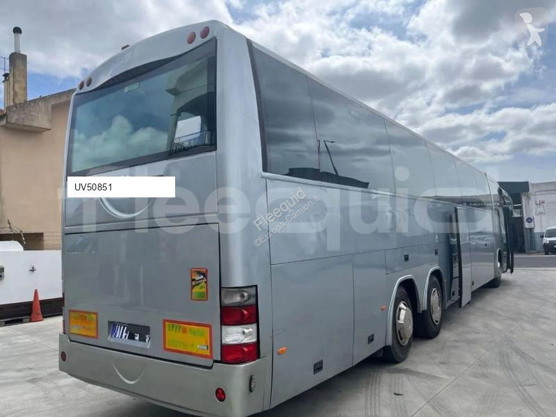 Междуградски автобус Irizar