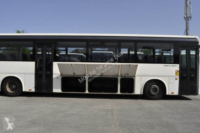 حافلة Irisbus  recreo
