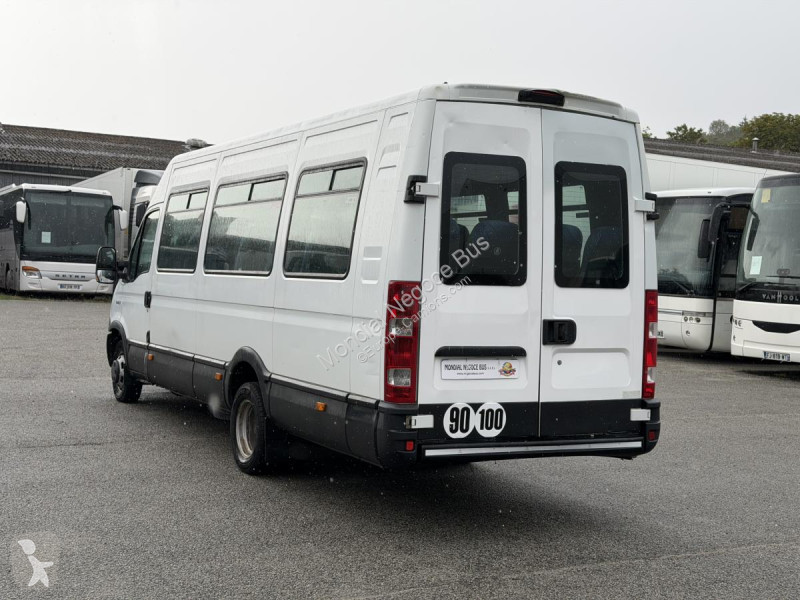 Véhicule utilitaire Iveco 50C17
