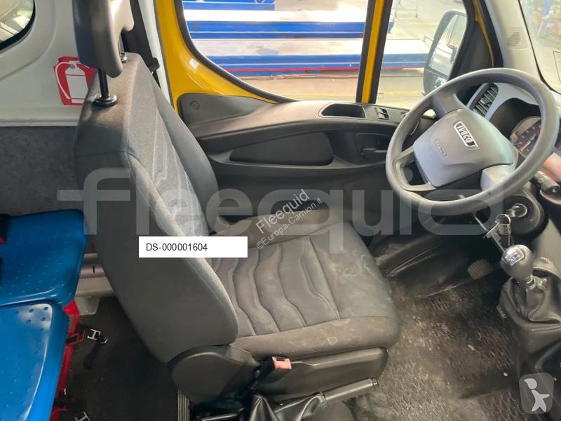 Ônibus viagem Iveco Daily