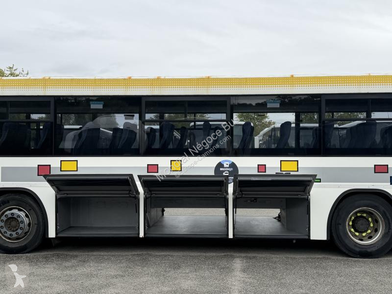 Távolsági autóbusz MAN  SU220 A72