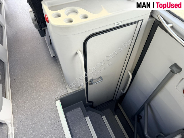 Междугородний автобус MAN R10 lift 49 pax+1+1