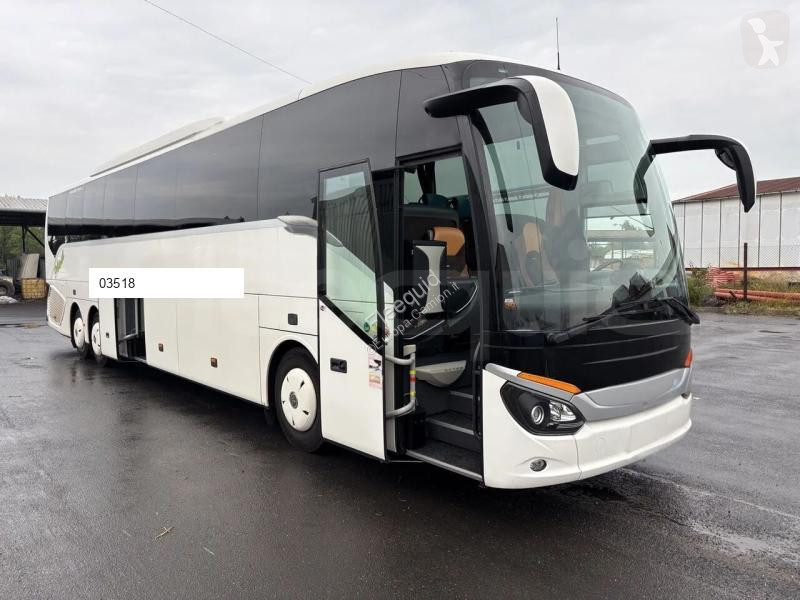 Setra S517 coach