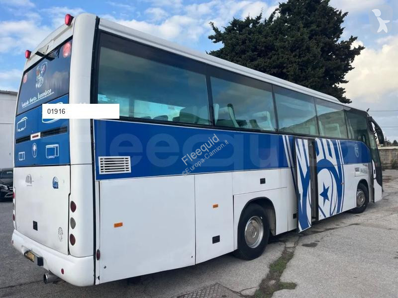 Iveco 389 coach