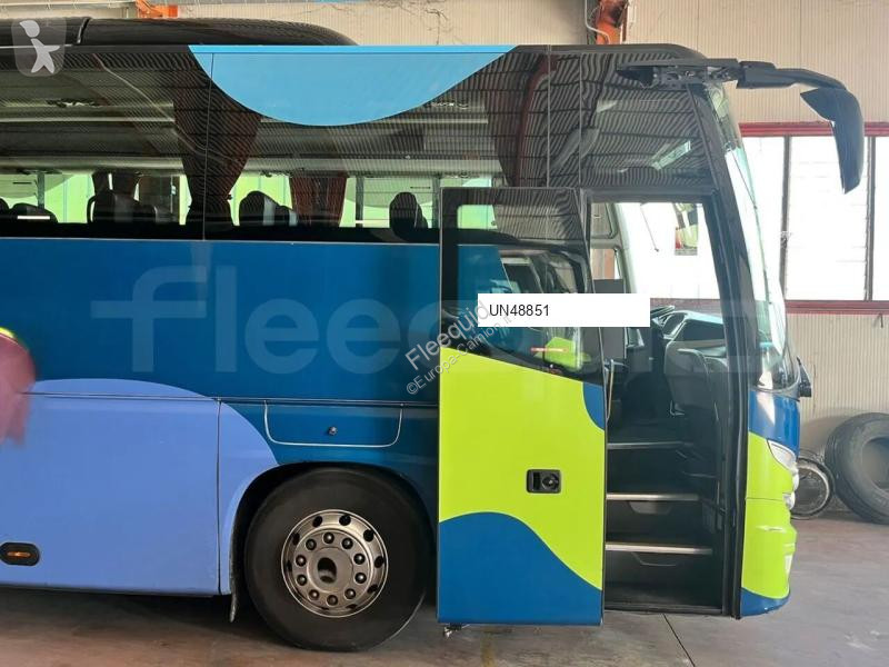 Ônibus viagem VDL Futura