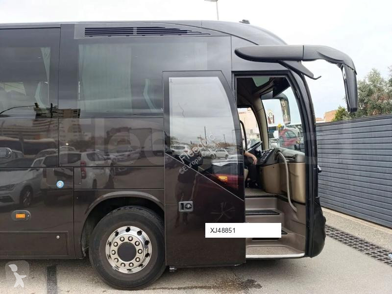 حافلة Iveco