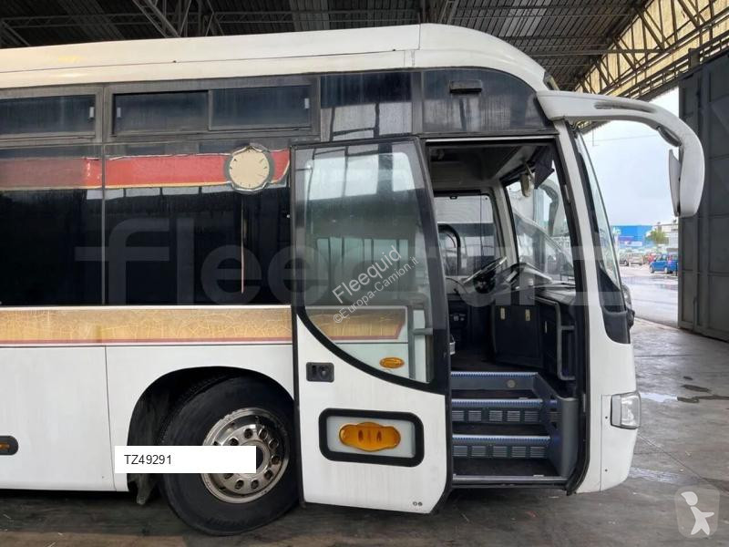 حافلة King Long XMQ6120