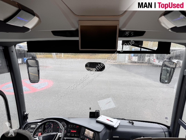 Междуградски автобус Neoplan Tourliner 53 pax...