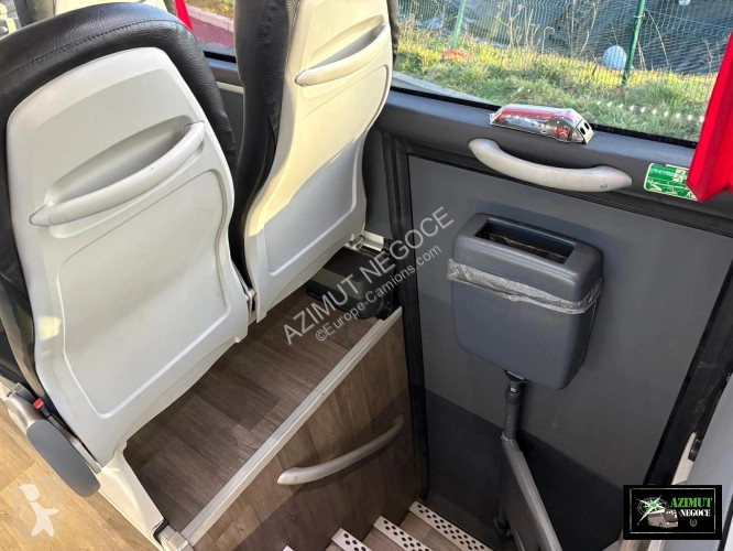 Междуградски автобус Irizar IRIZAR