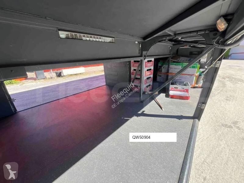 Междуградски автобус Neoplan
