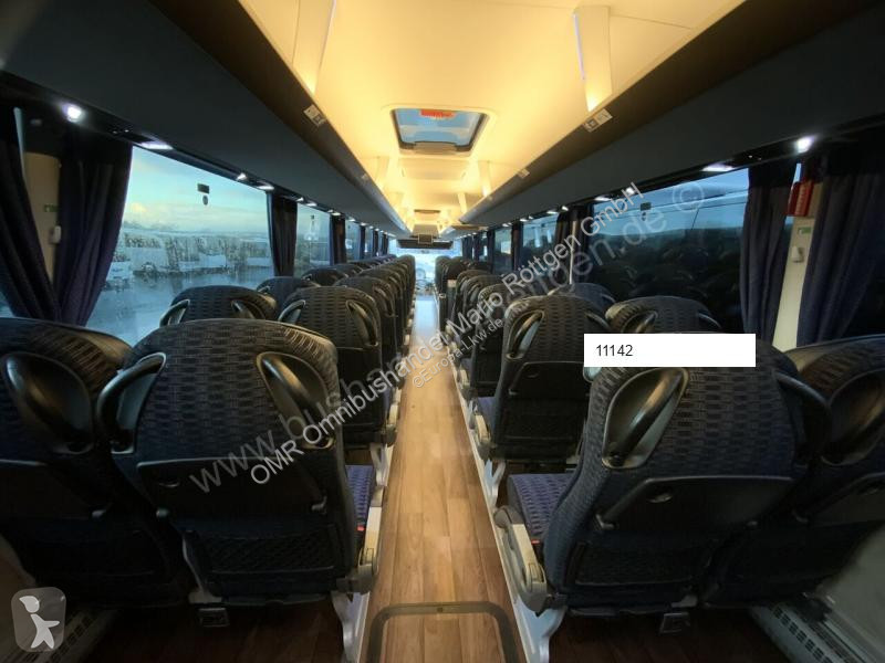 حافلة Neoplan L