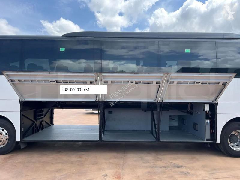 Ônibus viagem Mercedes