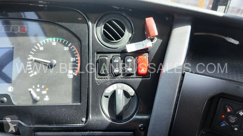 حافلة Irizar 14.37 / Lift / Full Option