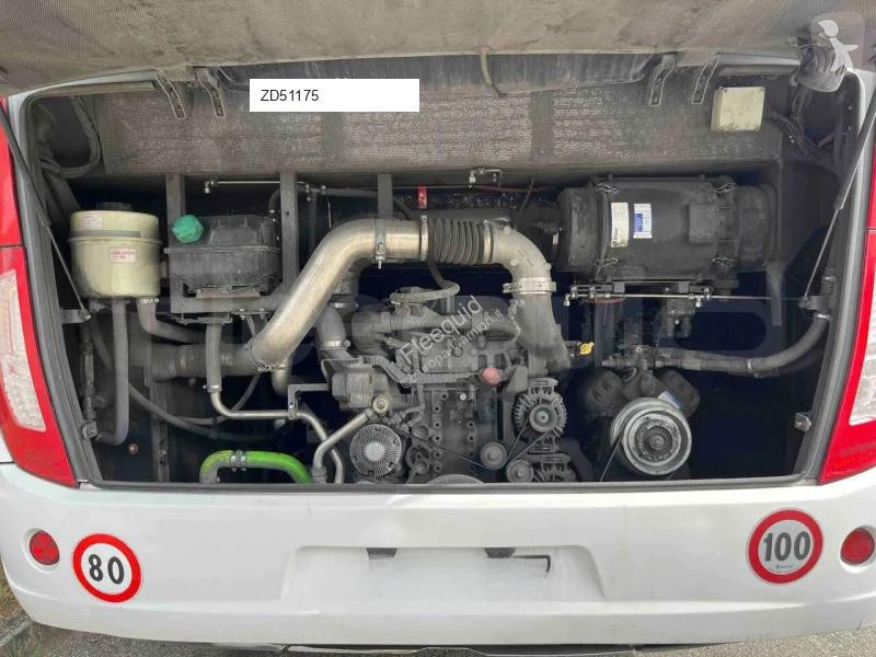 Междуградски автобус Irizar i6