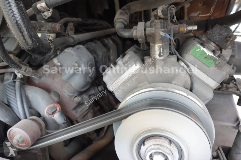 Междугородний автобус Mercedes 350 15-RHD...