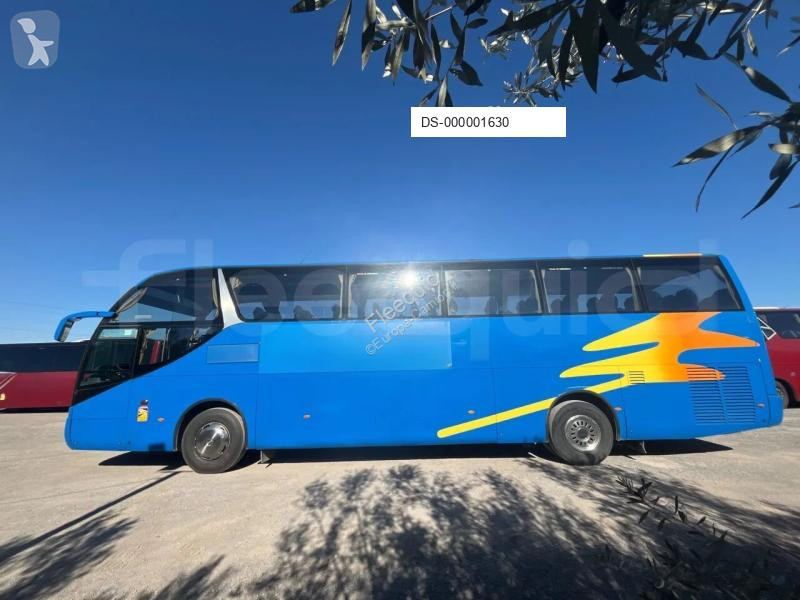 Autokar Mercedes Ayats