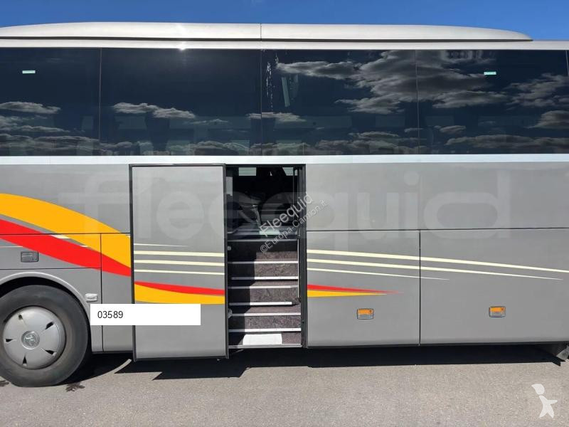 Setra S516 coach