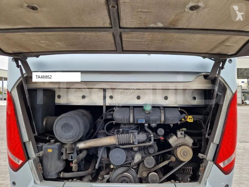 Междуградски автобус Scania Touring HD
