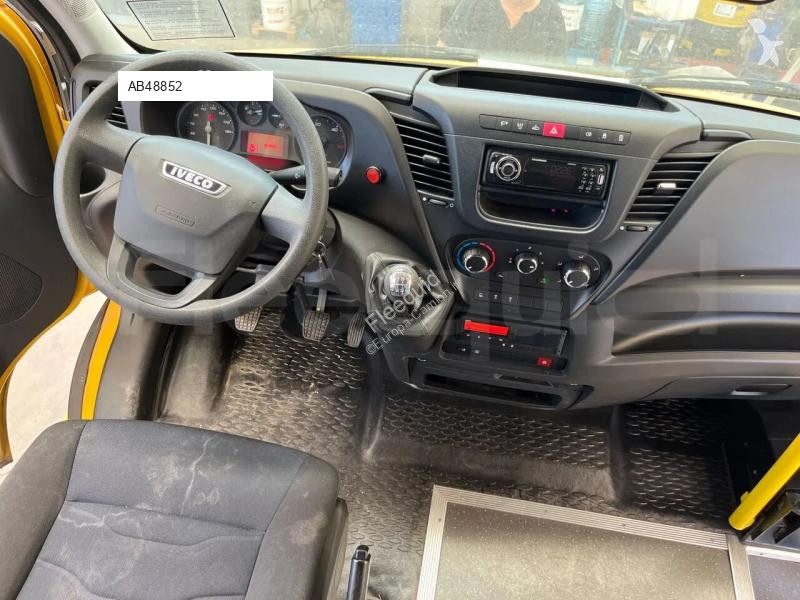 حافلة Iveco Daily